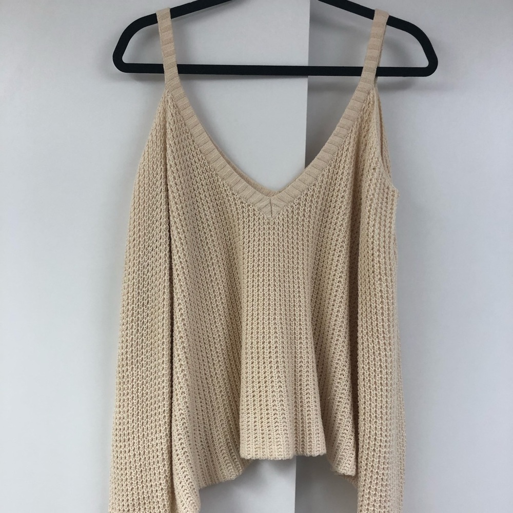 LA hearts v neck cream sweater